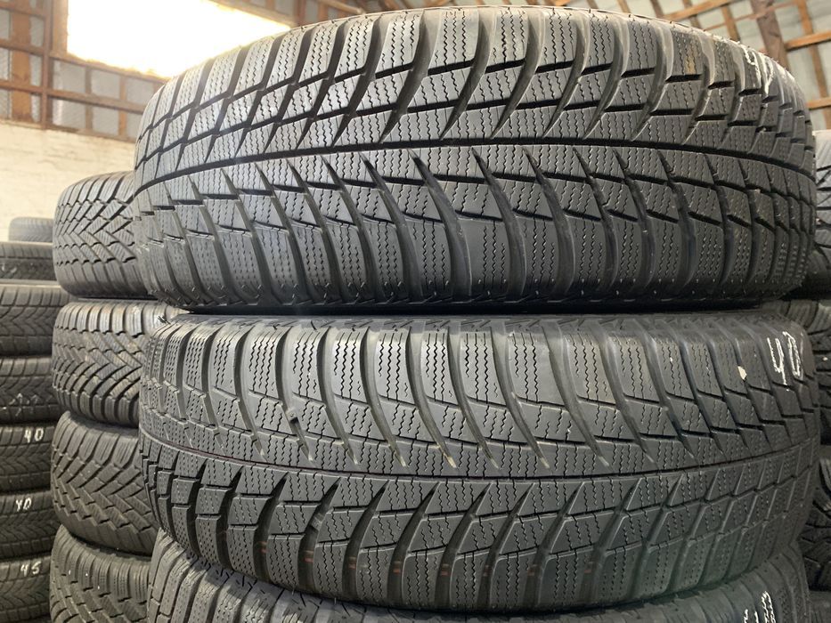 Шини б/у зима 205/55 R16 Bridgestone blizzak Lm 005
