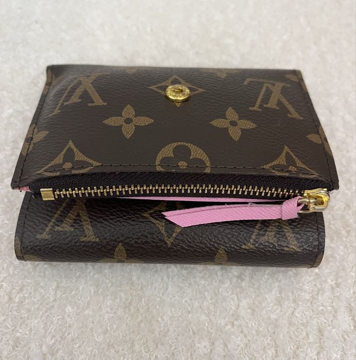 Carteira castanha e rosa