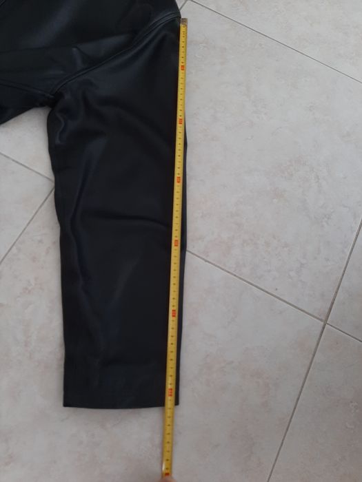 Casaco homem preto pele, boa qualilade