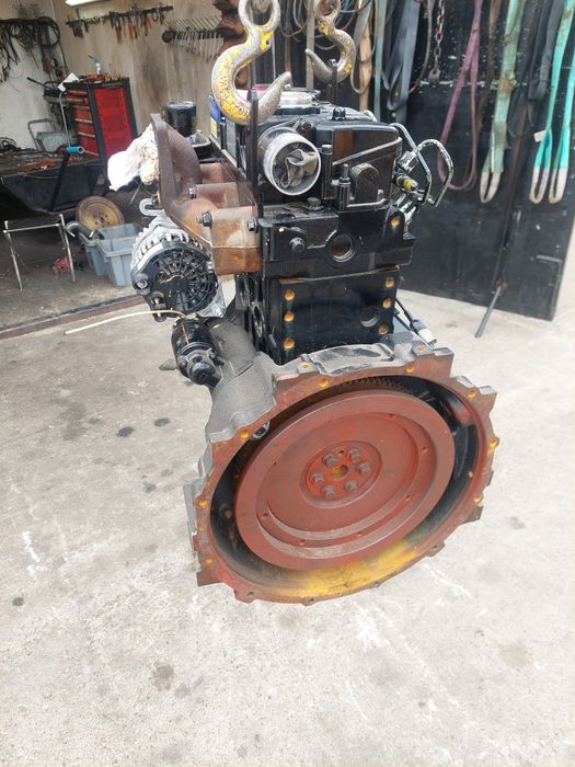 Silnik perkins 403j-17 minikoparka traktorek shibaura