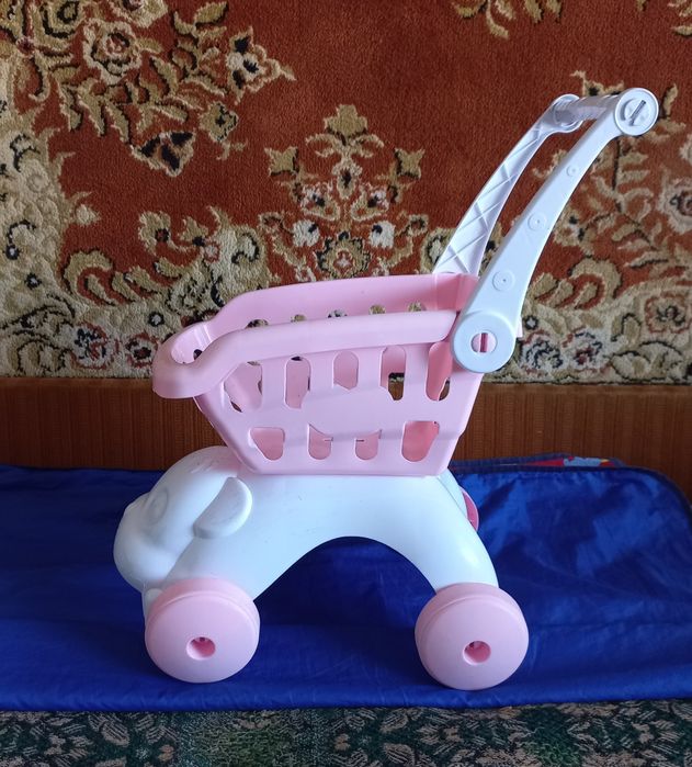 Візочок іграшковий