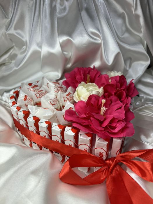 Солодкий букет із квітами