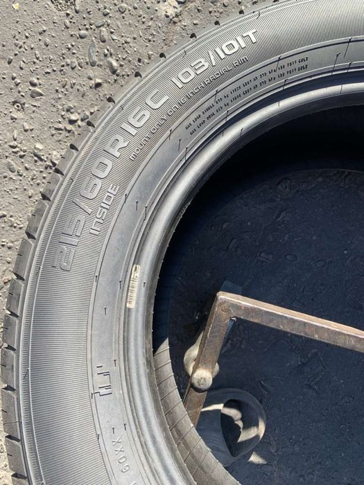 Шини нові 215/60 R16C пара Nokian літо,