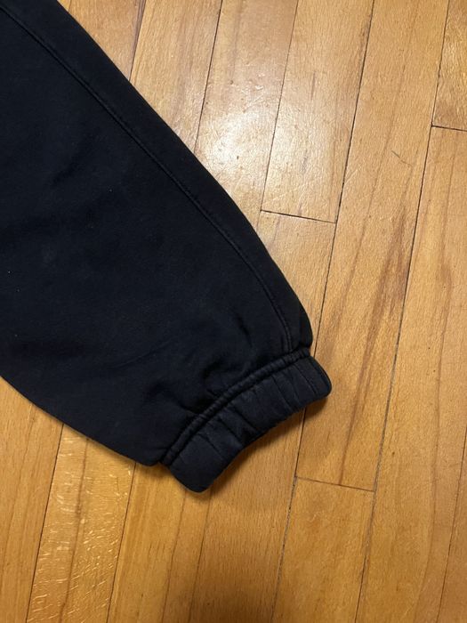 базові штани nike