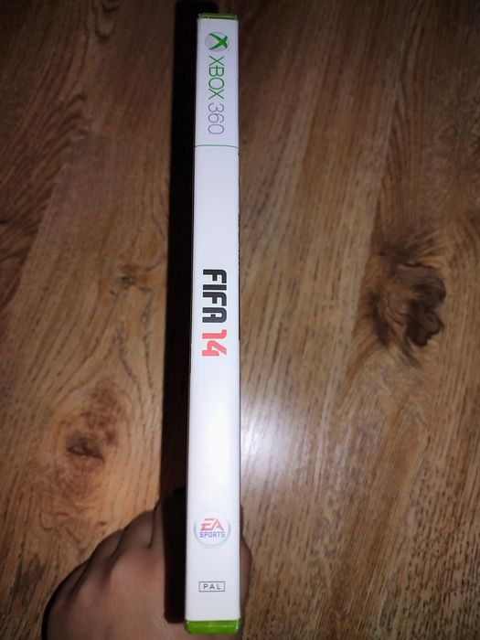 Gra „FIFA 14” na konsole Xbox 360