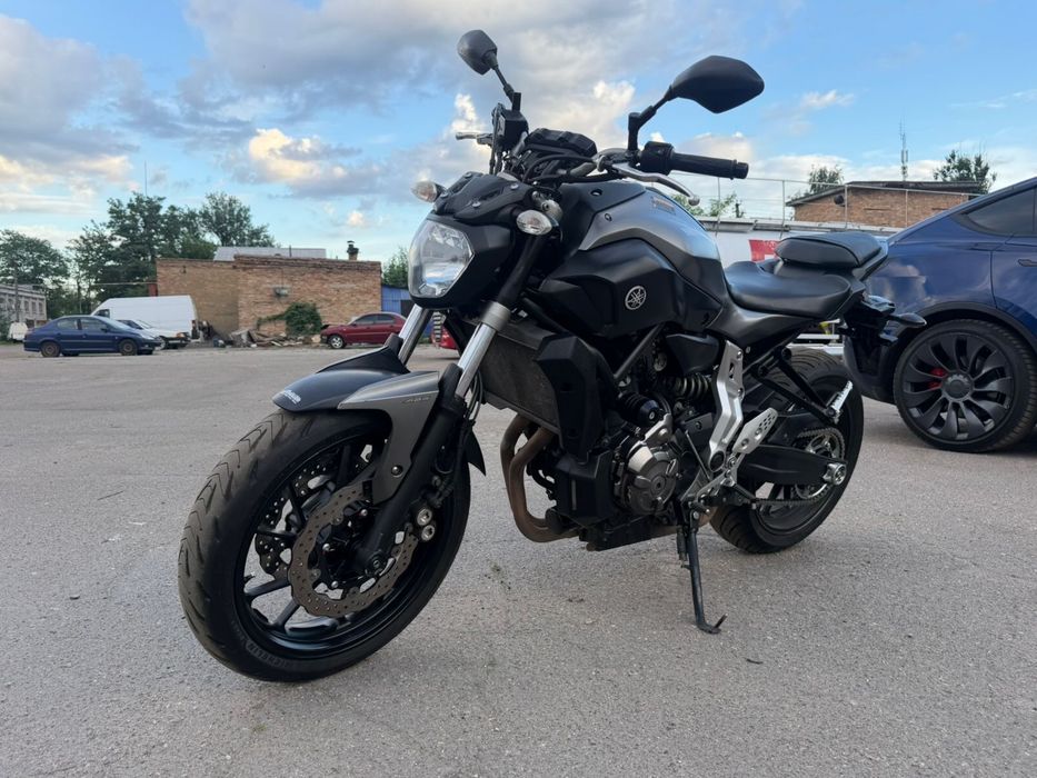 Продам мотоцикл YAMAHA MT-07
