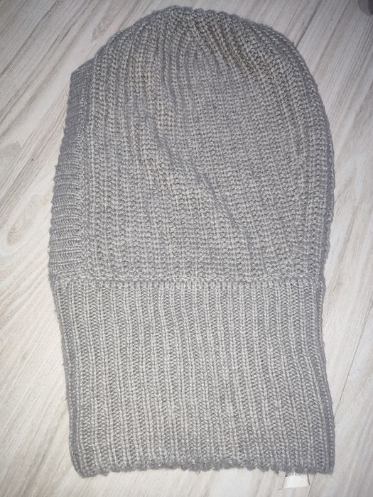 Balaclava damska szara Zara
