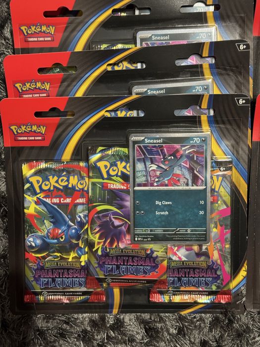 Blister Pokémon Phantasmal Flames Sneasel Weavile – Novo
