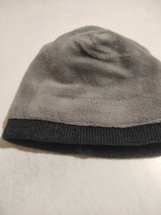 Чоловіча зимова шапка