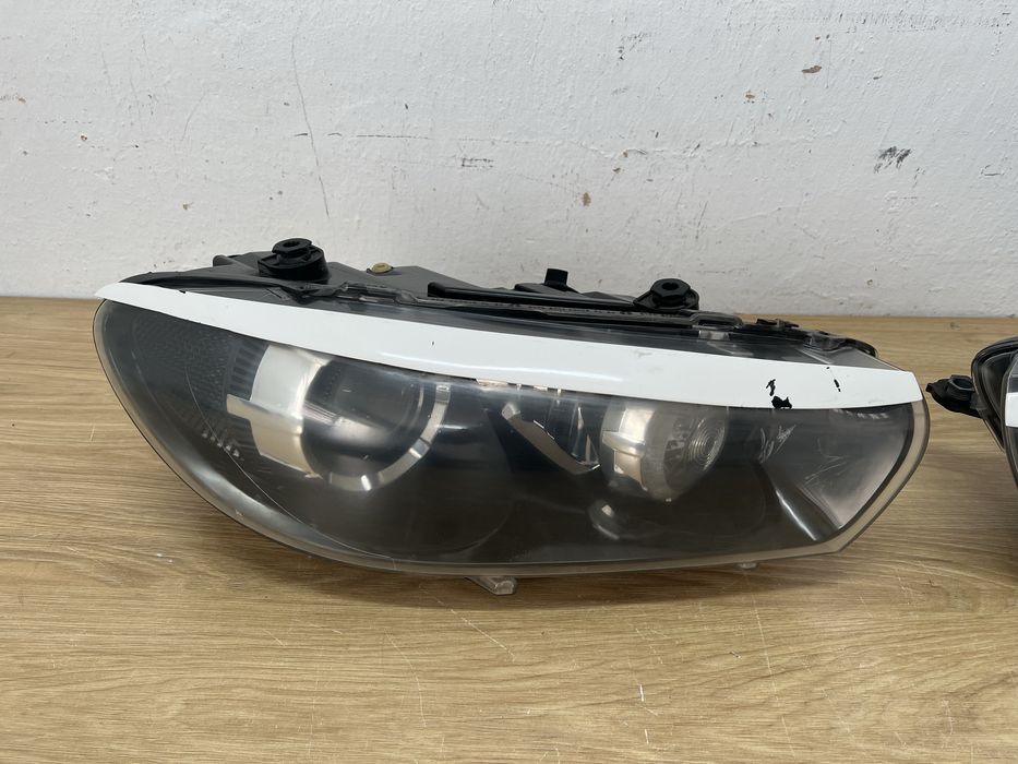 Lampy przednie Volkswagen Sirocco Xenon