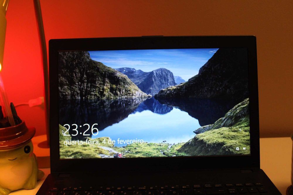 ASUSPRO i7 – Performance de Topo | 8GB RAM | SSD Samsung PRO | 15.6