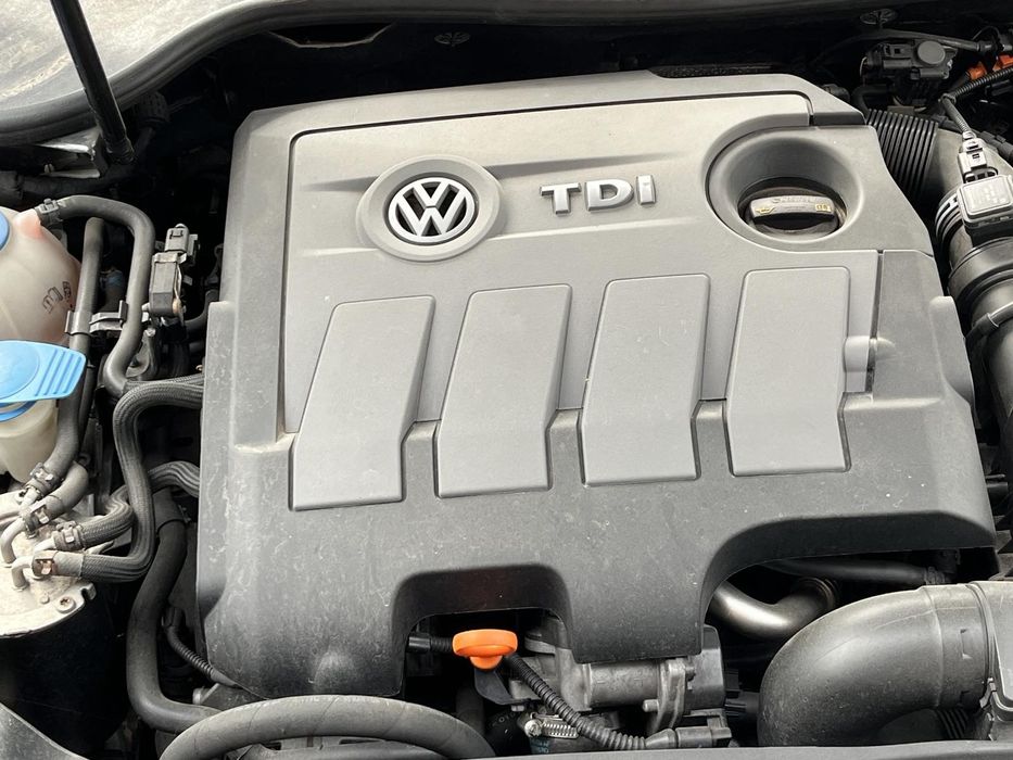 Volkswagen  Golf
