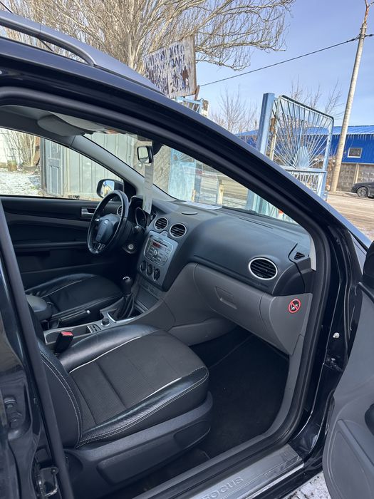 Ford Focus 2008 рік 1.6 бензин