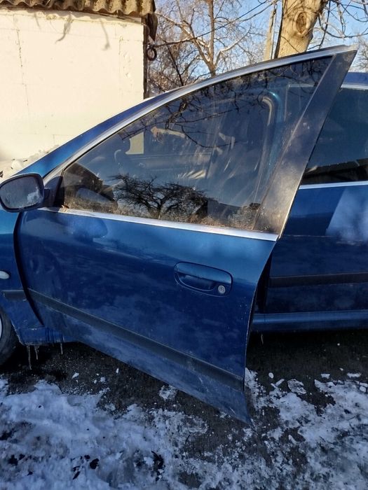 Дверка двері передні задні Peugeot 607 Пежо