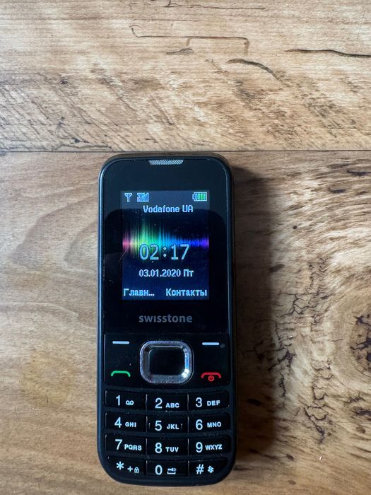 Телефон swisstone Британия