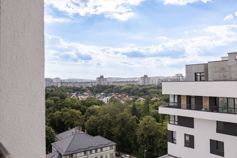 Продаж 2 кім. квартири + кухня-студія вул. Лінкольна 4Б | вул. Замарстинівська 134А | пр. Чорновола