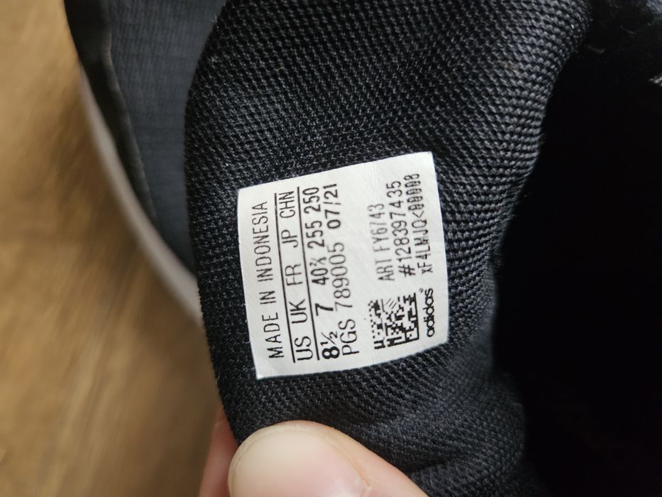 Adidas galaxy 5  40.2/3