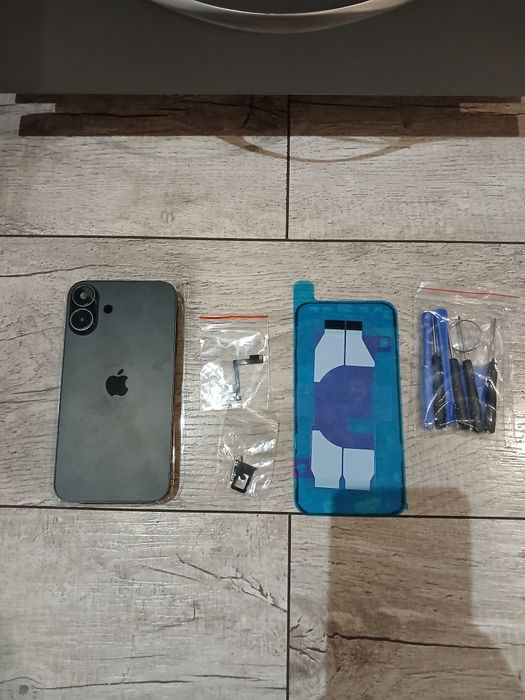 Sprzedam korpus/tyl do iphone