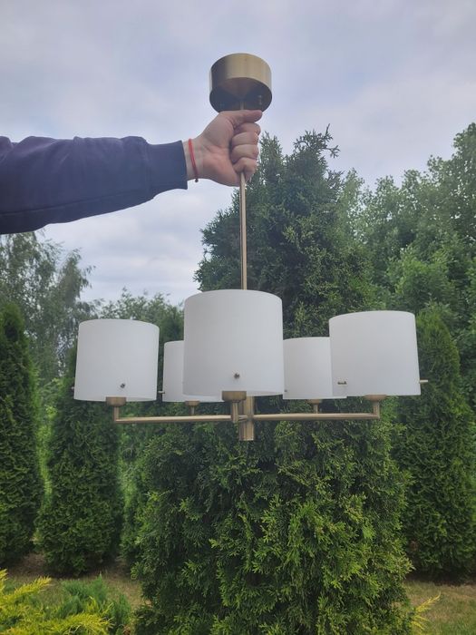 Żyrandol na 5 żarówek kolor mosiadz/złoto