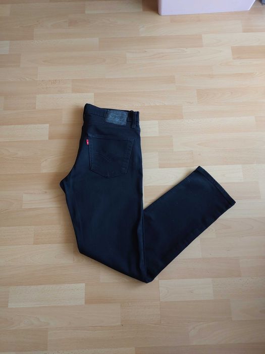 Levis 511 stretch W32 L32 spodnie jeansowe jeansy dżinsy straight slim regular proste 32/32 Strauss LEVI'S