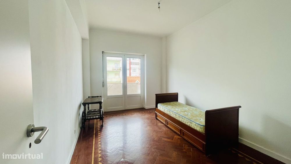Apartamento T3, 111 m², Vista Mar, centro histórico de Paço de Arcos