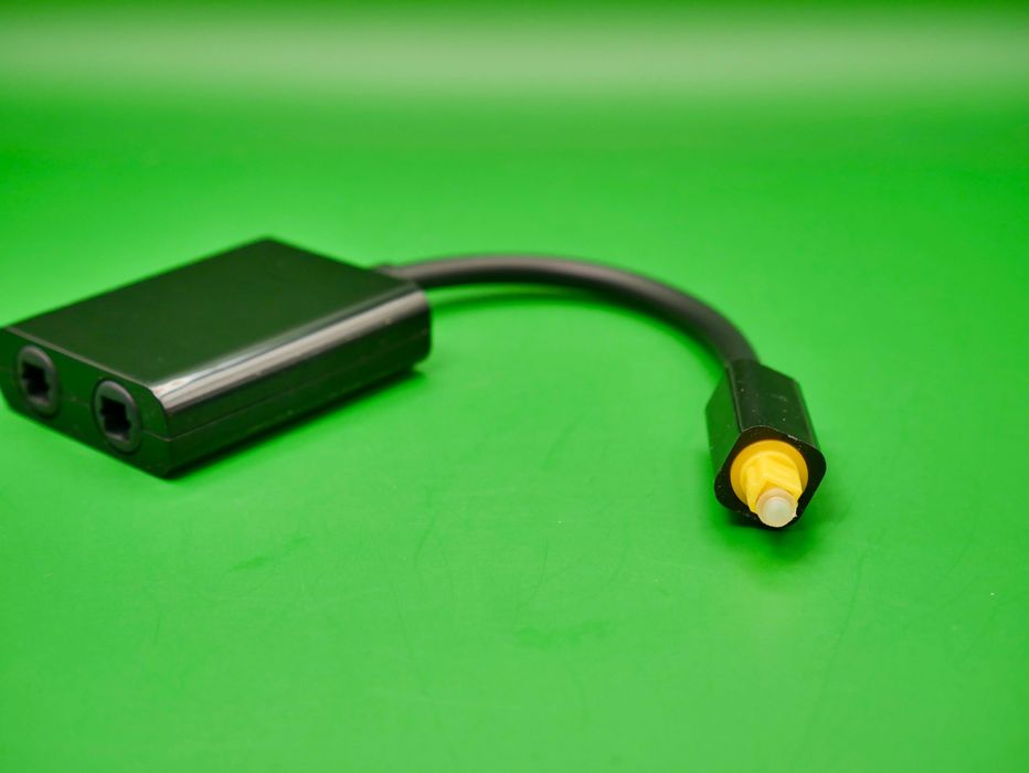 Optyczny rozdzielacz audio Toslink 1 na 2