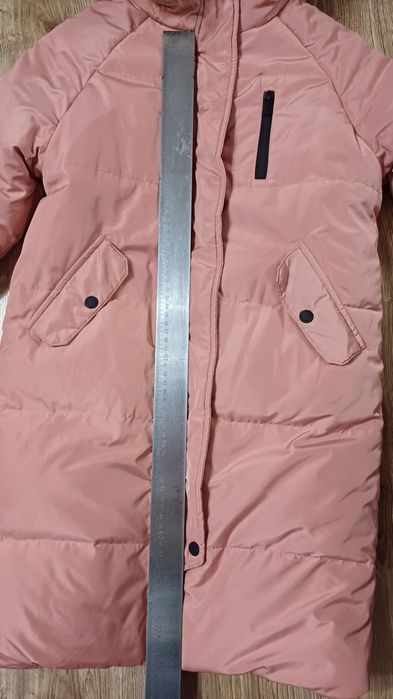 Пальто куртка на дівчинку  зима Reserved р.140