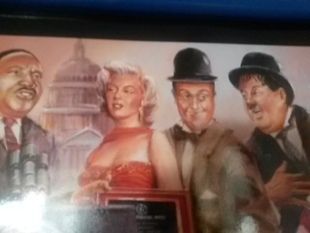 Marilyn Monroe, Martin Luter king ,flip i flap. -foto w ramìe .