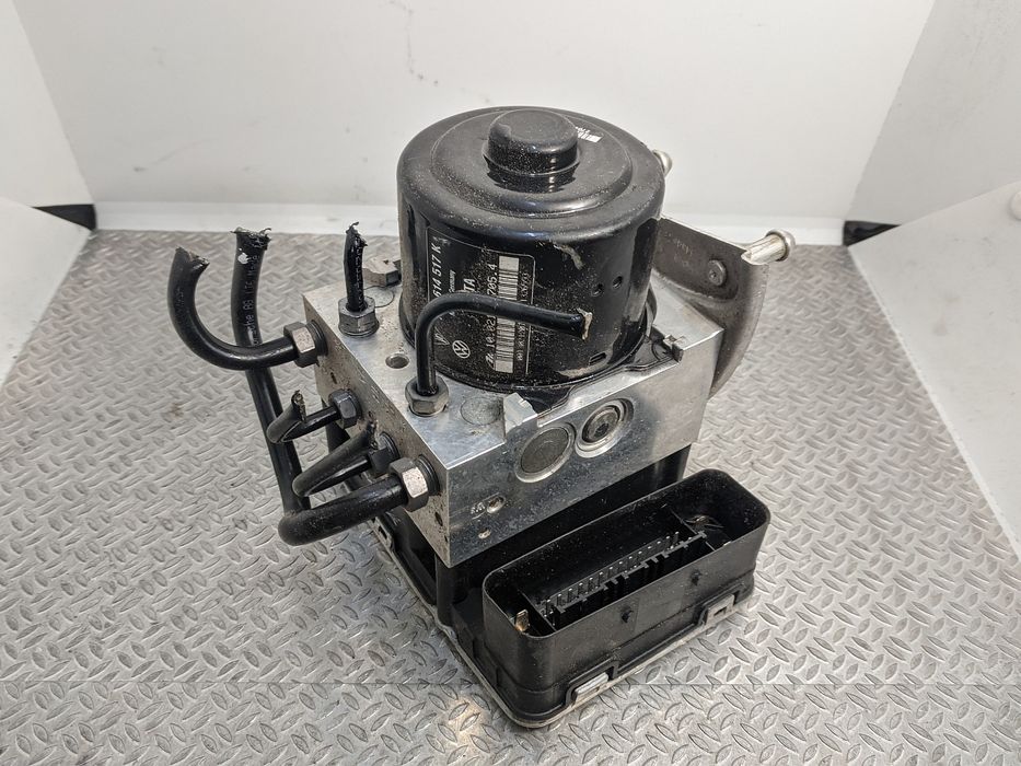 Блок керування ABS Таурег НФ  Управления АБС Volkswagen Touareg NF