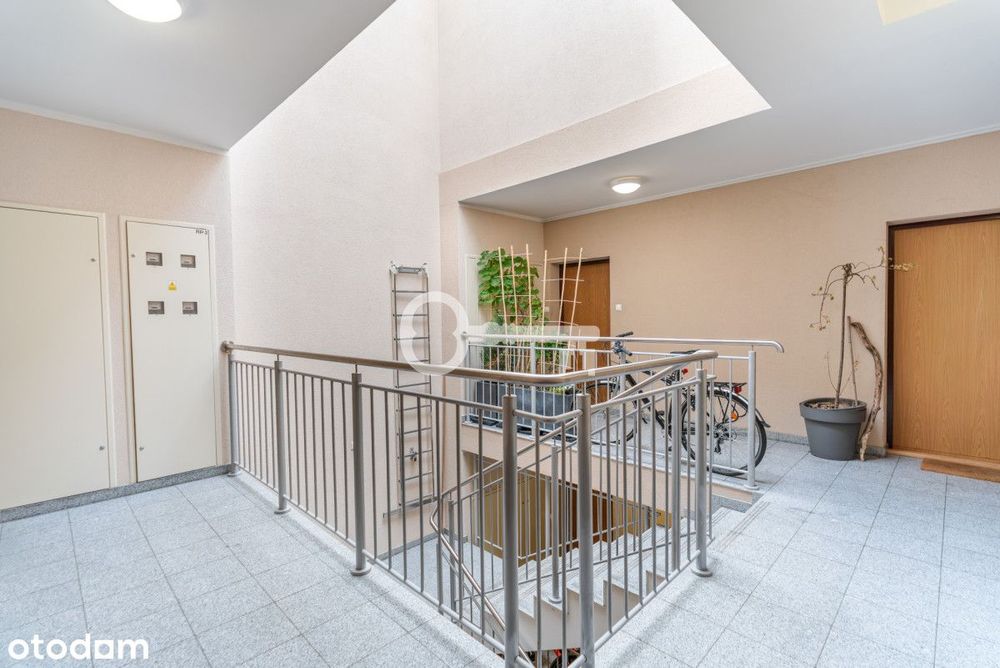 Dwupoziomowy apartament z Tarasem i klimatyzacją