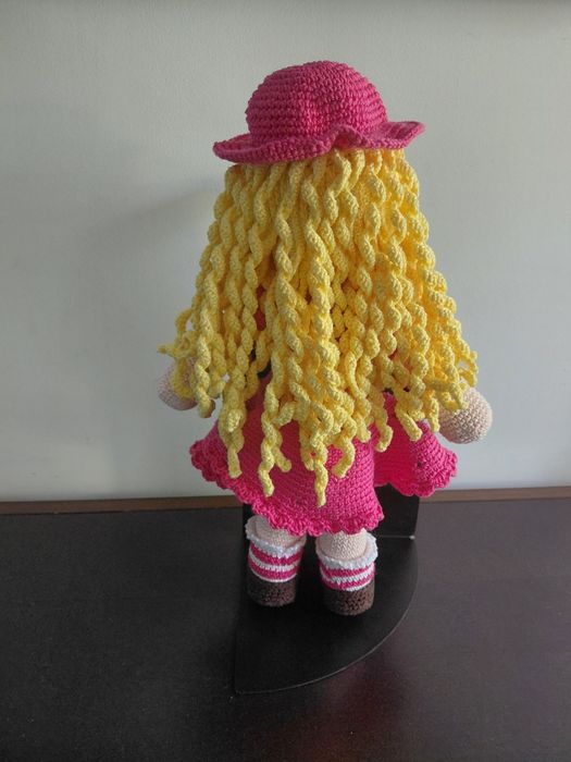 Boneca de Amigurimi