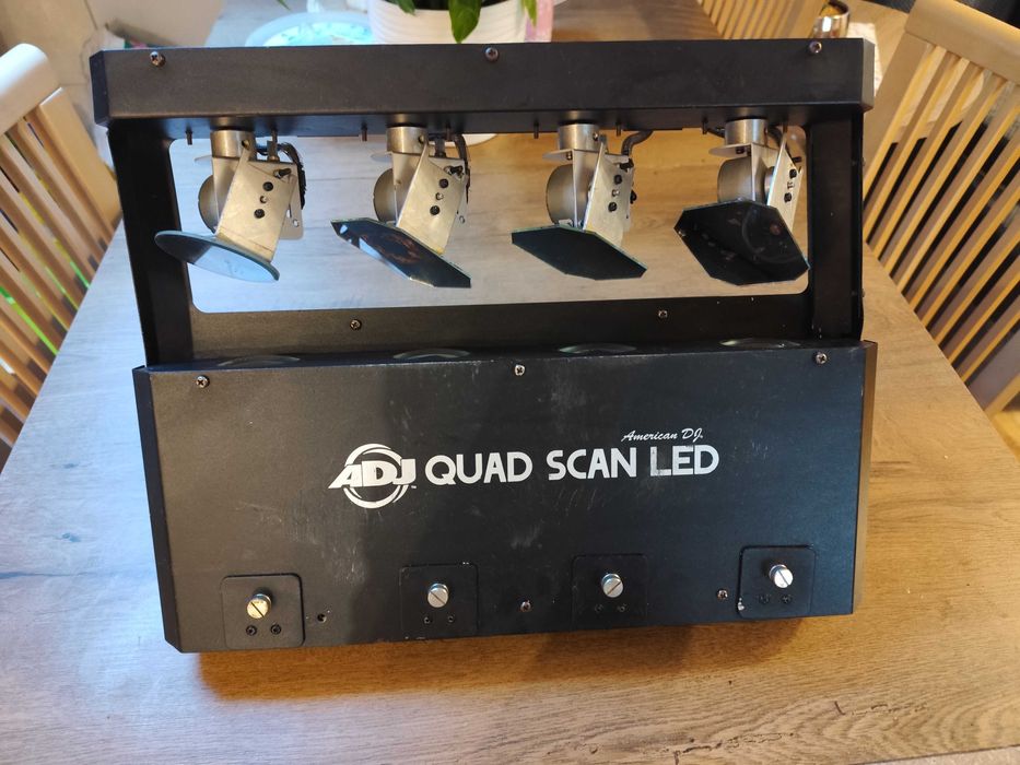 ADJ QUAD PHASE HP 中古 現状品 ２台入り③ ADJ QUAD PHASE HP 中古 現状品 2台入り③ American DJ Quad