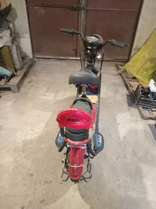 Продам электроскутер PLERS