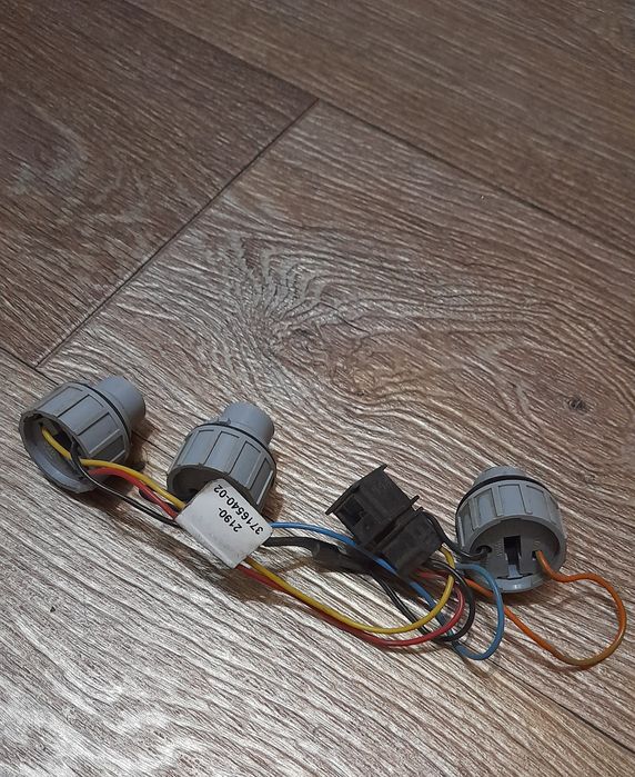 Прокладки впускного колектора ваз, реле поворотов, заглушка, масса