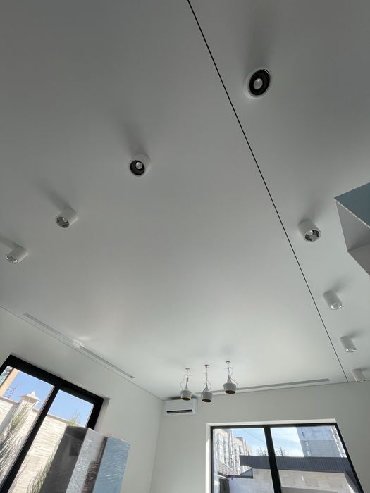 Натяжные потолки ПРЕМИУМ класса Подарок натяжні стелі