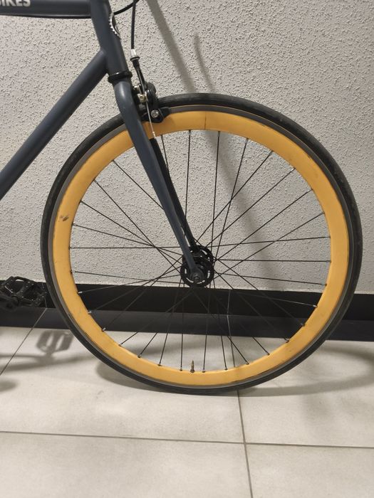 Polka Bikes ( Flip Flop )