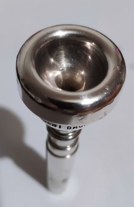 Bocal trompete Bach Corp. 1-1/4C