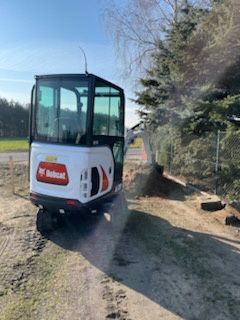Usługi Minikoparką Bobcat Wywrotka do 3,5t