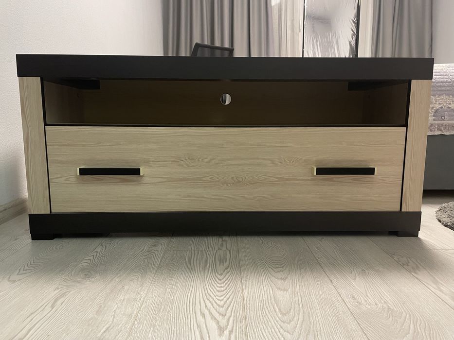 Тумба під телевізор