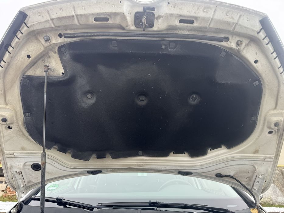 Шумка утеплювач капота golf 7 гольф 7