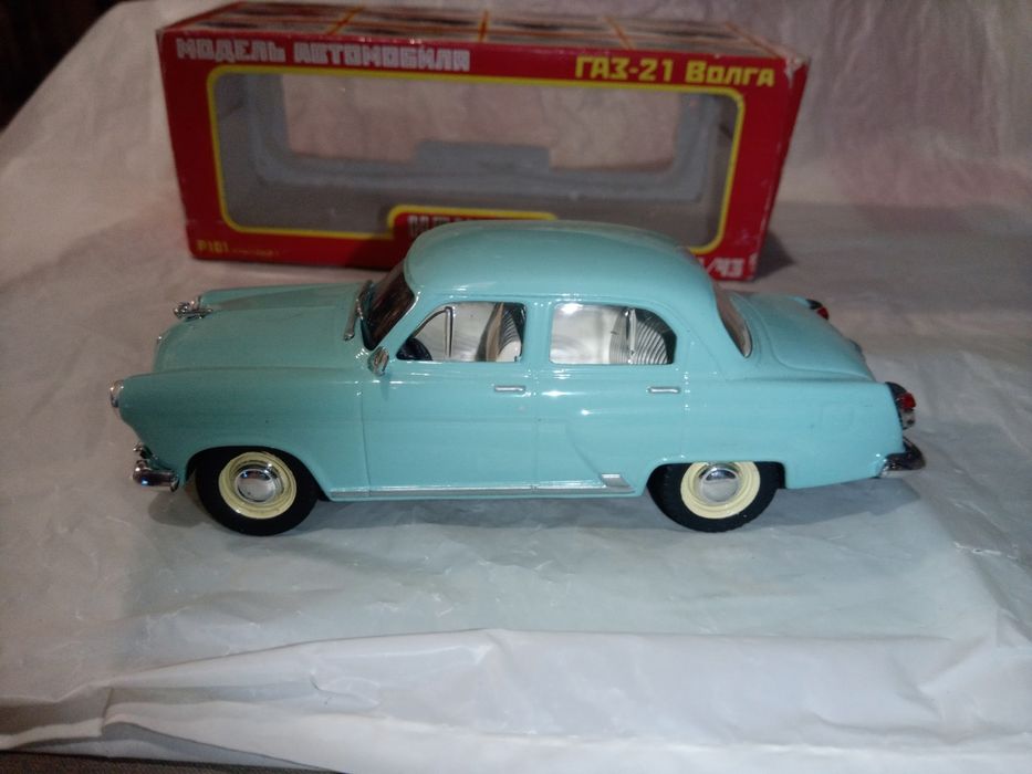 Продам игрушки машинки.