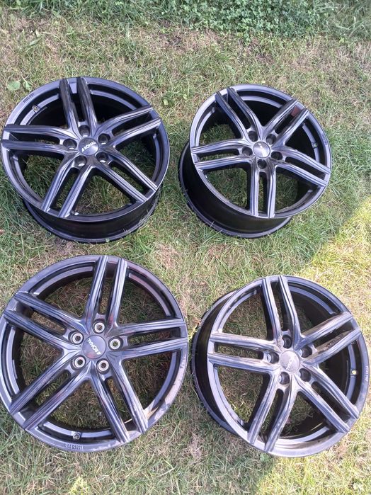 A1255. RONAL 8 x 19 ET 45 rozstaw 5x112