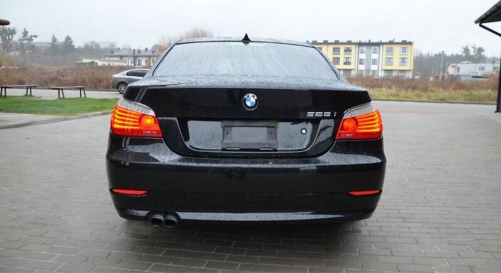 BMW 528i хорошее состояние