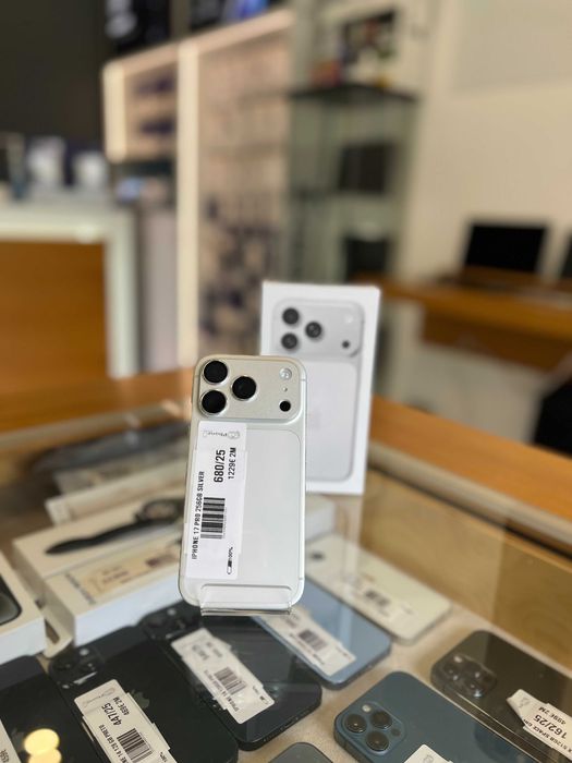 iPhone 17 Pro 256GB Como Novo