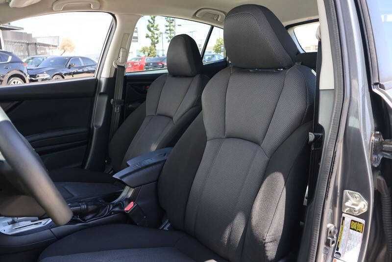 2019 Subaru Impreza 2.0i