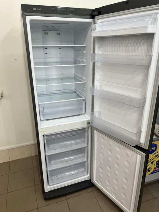 Холодильник Самсунг  (Доставка/Гарантия)