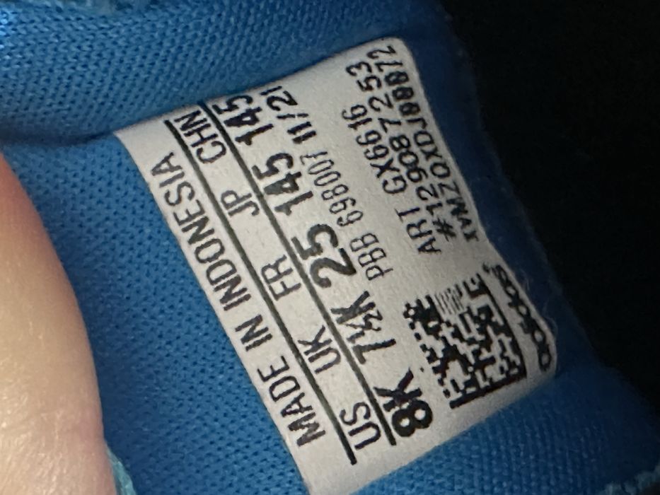 Кросівки adidas 25розмір оригінал