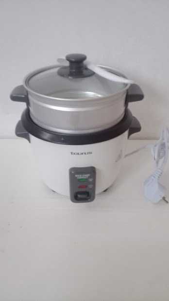 Panela elétrica marca Taurus