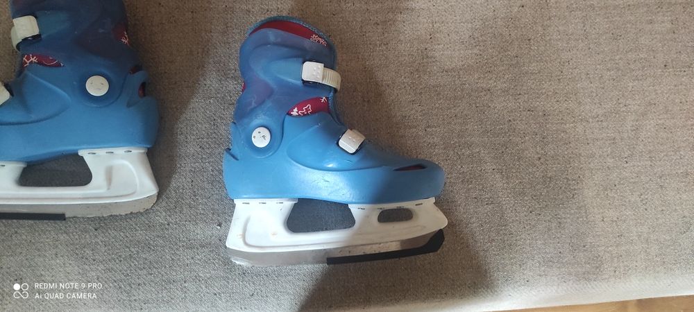 Łyżwy dziecięce z Decathlonu