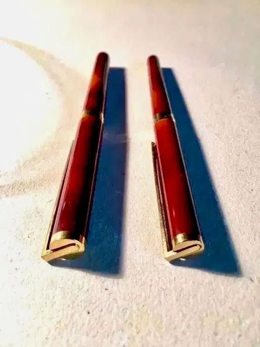 S.T.DUPONT - caneta e roller boll - ouro e laca da China - anos 80